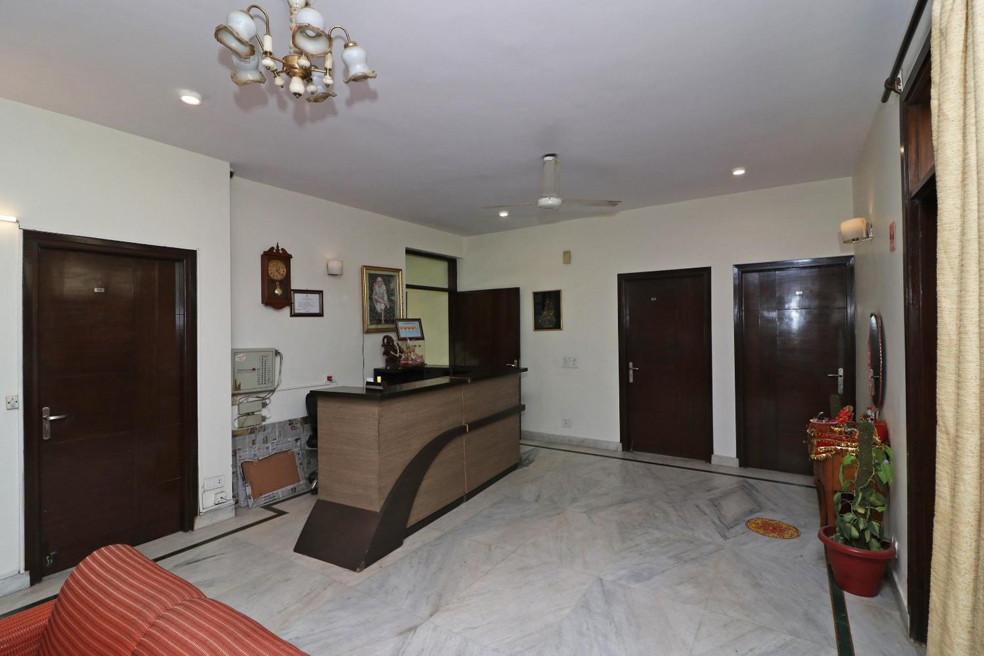 Hotel O Aravali Residency Ґурґаон Екстер'єр фото