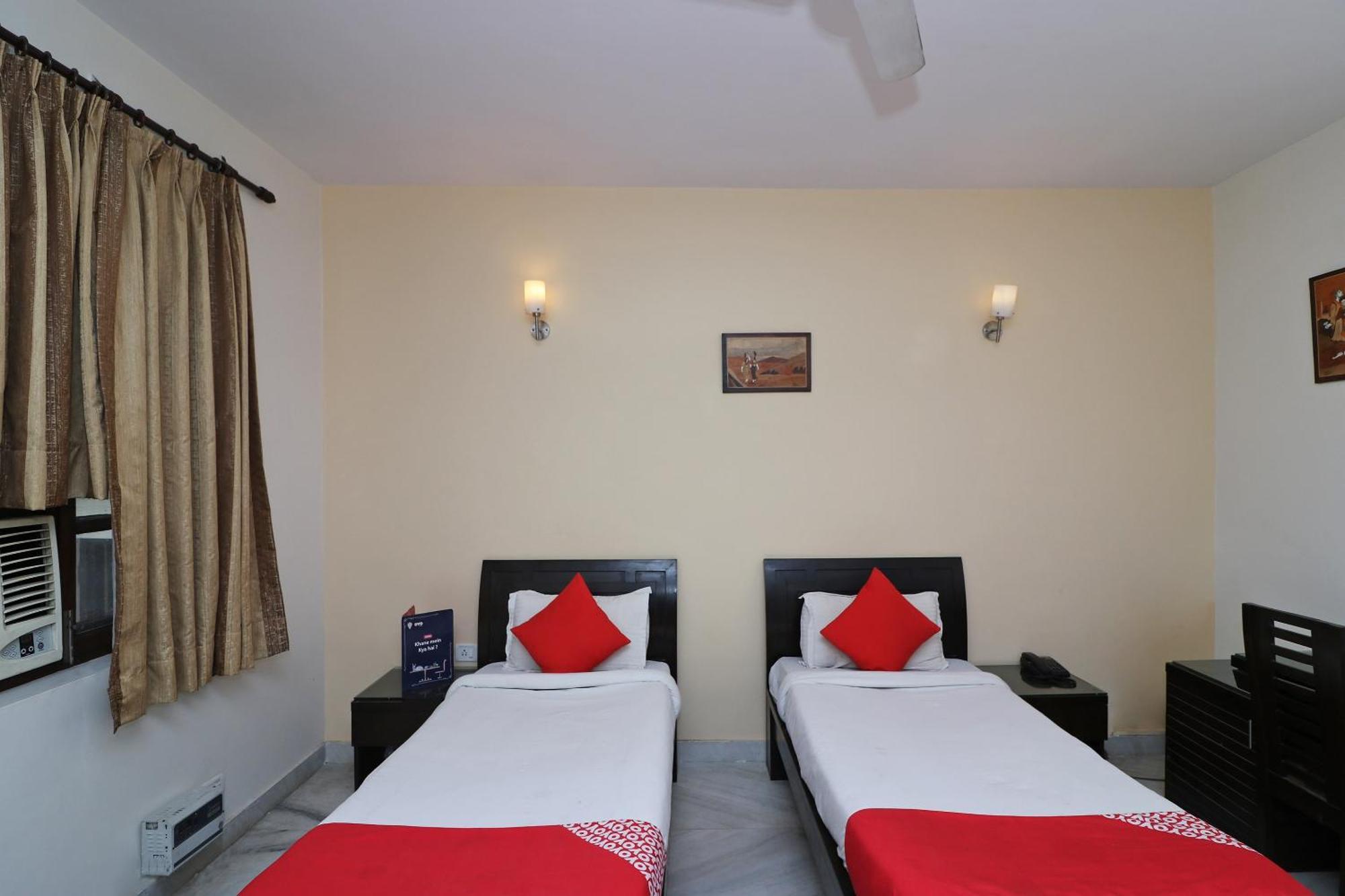 Hotel O Aravali Residency Ґурґаон Екстер'єр фото
