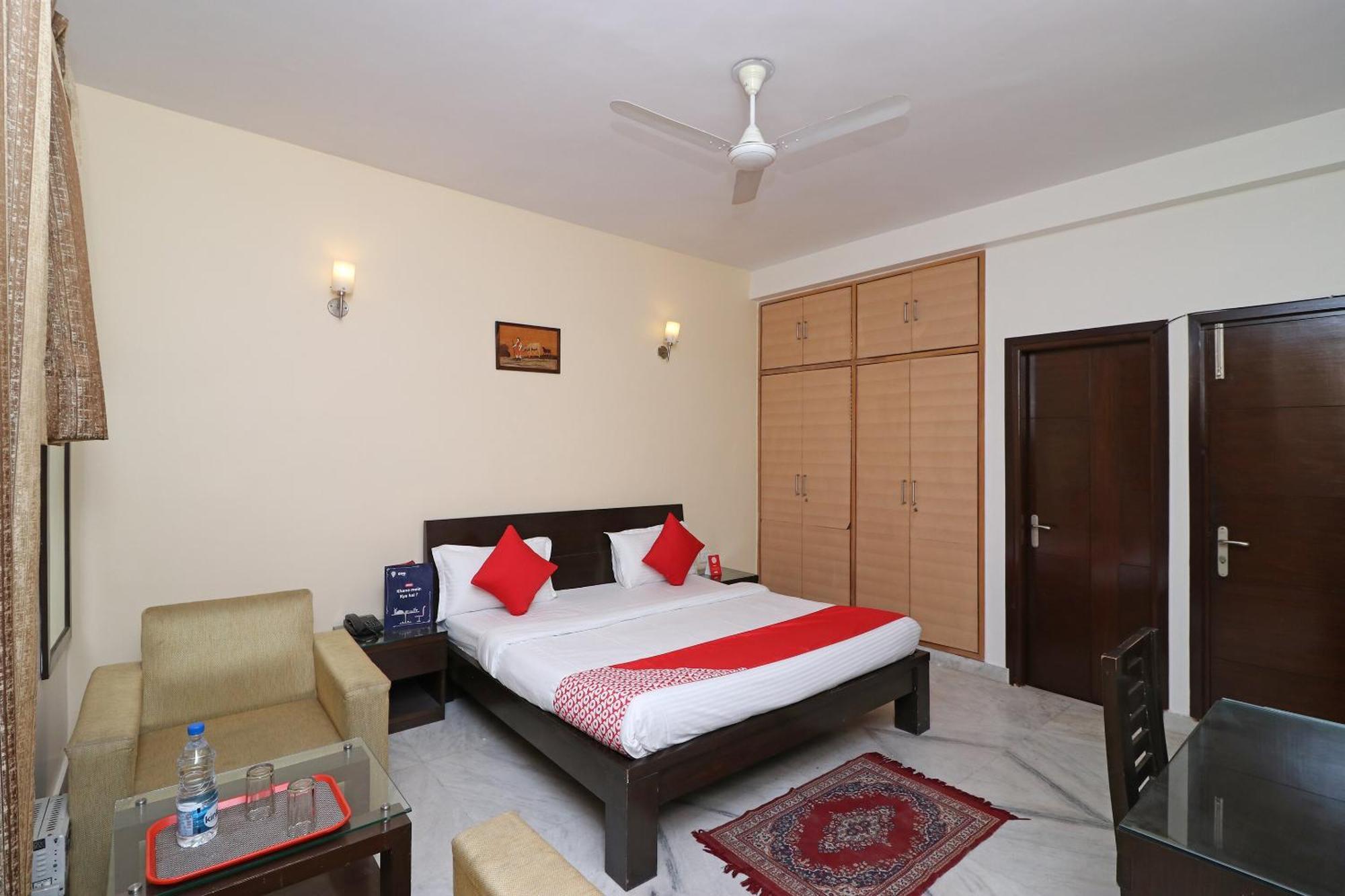 Hotel O Aravali Residency Ґурґаон Екстер'єр фото