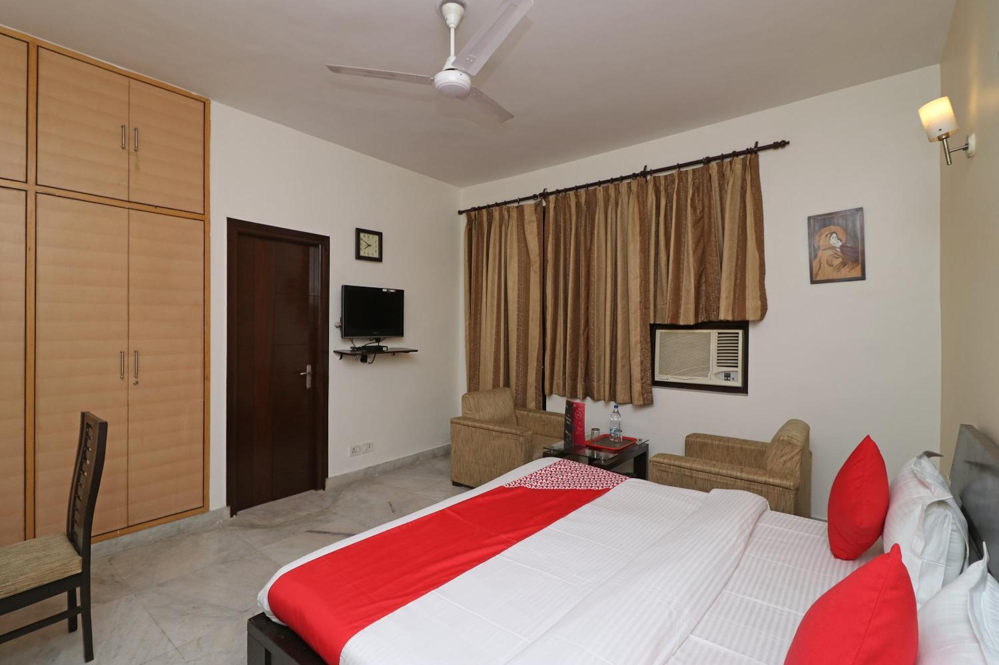 Hotel O Aravali Residency Ґурґаон Екстер'єр фото